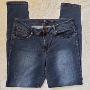 1822 Jeans Adrianna Straight Leg Jeans size 8